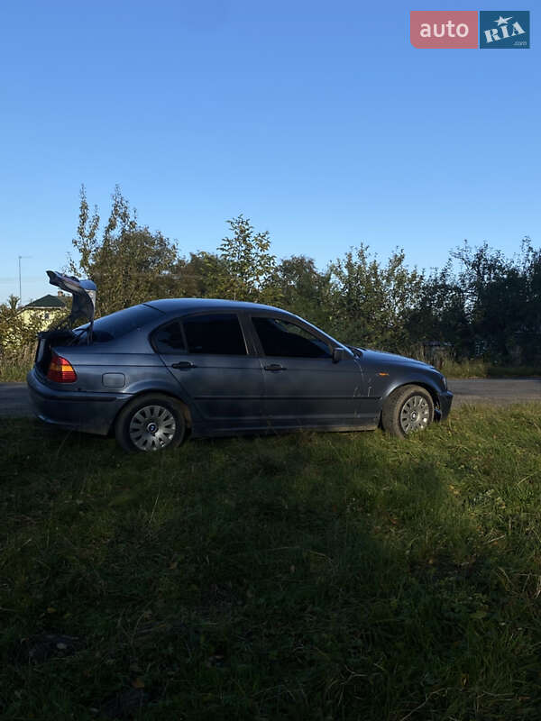 Седан BMW 3 Series 2002 в Самборе