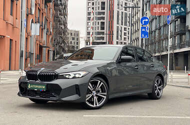Седан BMW 3 Series 2023 в Києві