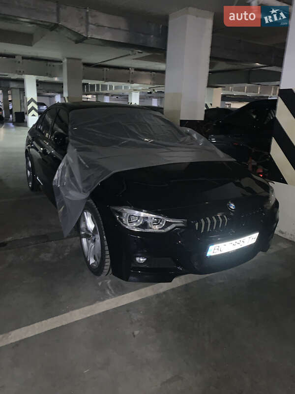 Седан BMW 3 Series 2015 в Запоріжжі