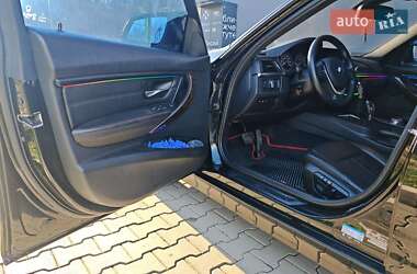 Седан BMW 3 Series 2014 в Черновцах