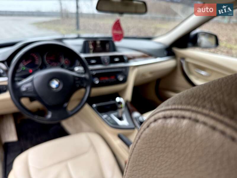 Седан BMW 3 Series 2012 в Киеве фото 12 Седан BMW 3 Series 2012 в Киеве