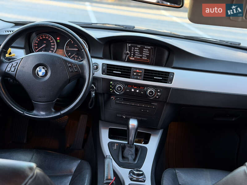 Седан BMW 3 Series 2010 в Виннице фото 19 Седан BMW 3 Series 2010 в Виннице