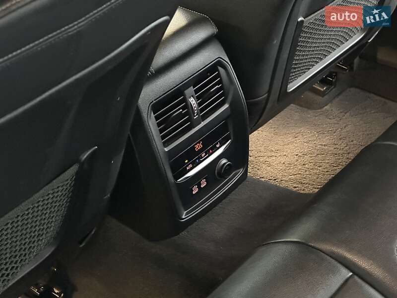 Седан BMW 3 Series 2019 в Днепре фото 44 Седан BMW 3 Series 2019 в Днепре