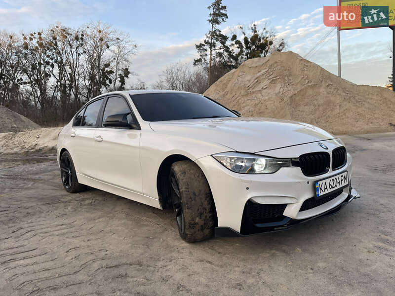 Седан BMW 3 Series 2012 в Києві