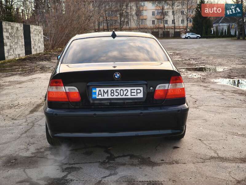 Седан BMW 3 Series 2004 в Звягеле