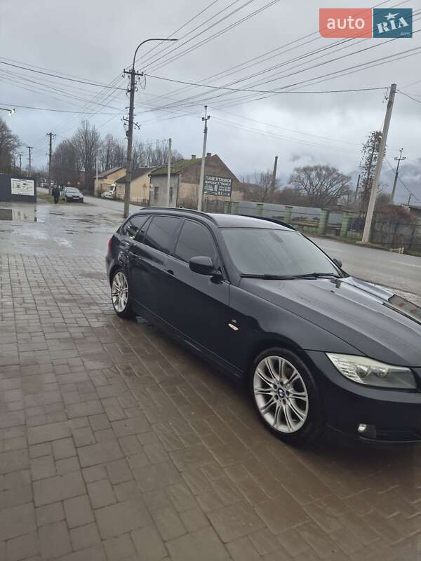 Универсал BMW 3 Series 2011 в Ужгороде