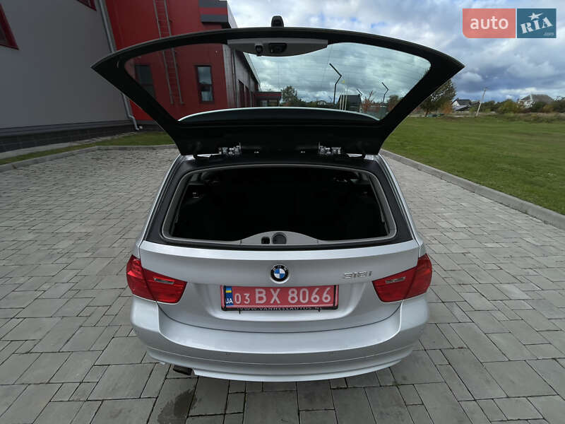 Універсал BMW 3 Series 2010 в Рівному