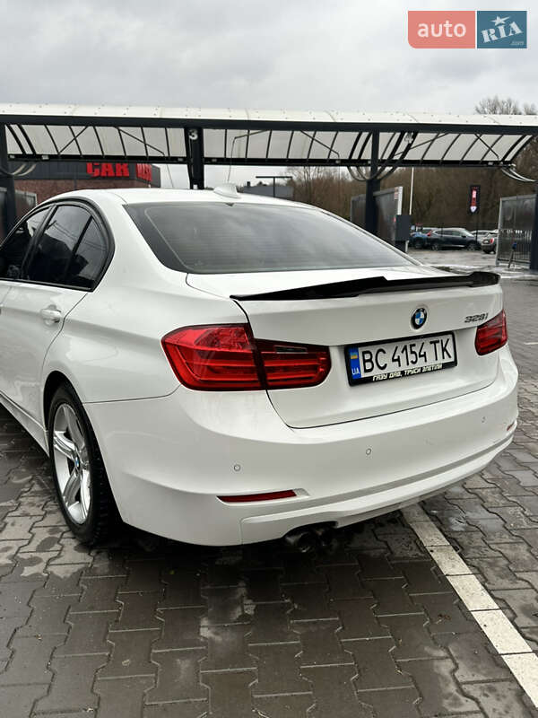 Седан BMW 3 Series 2014 в Хмельницькому