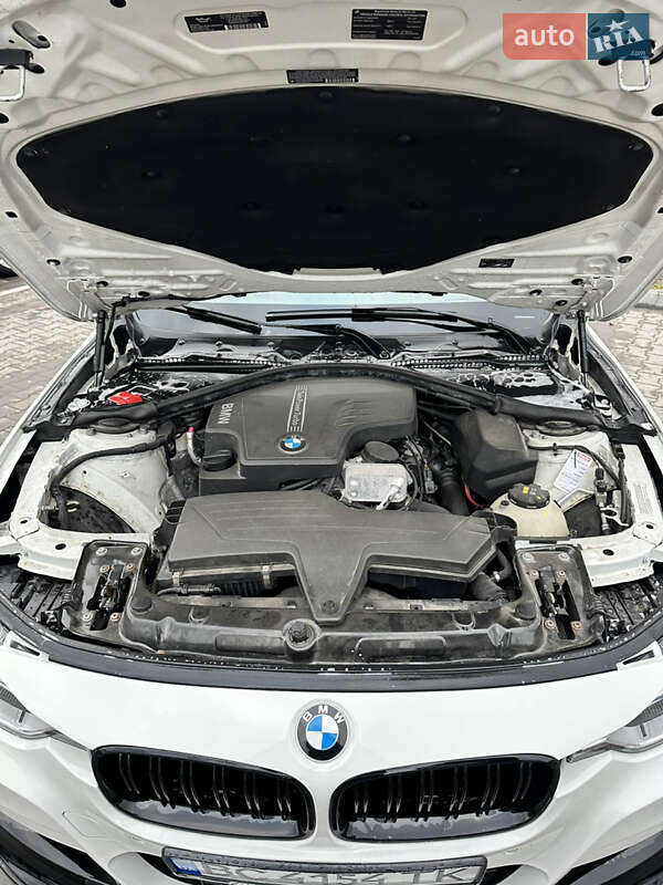 Седан BMW 3 Series 2014 в Хмельницькому