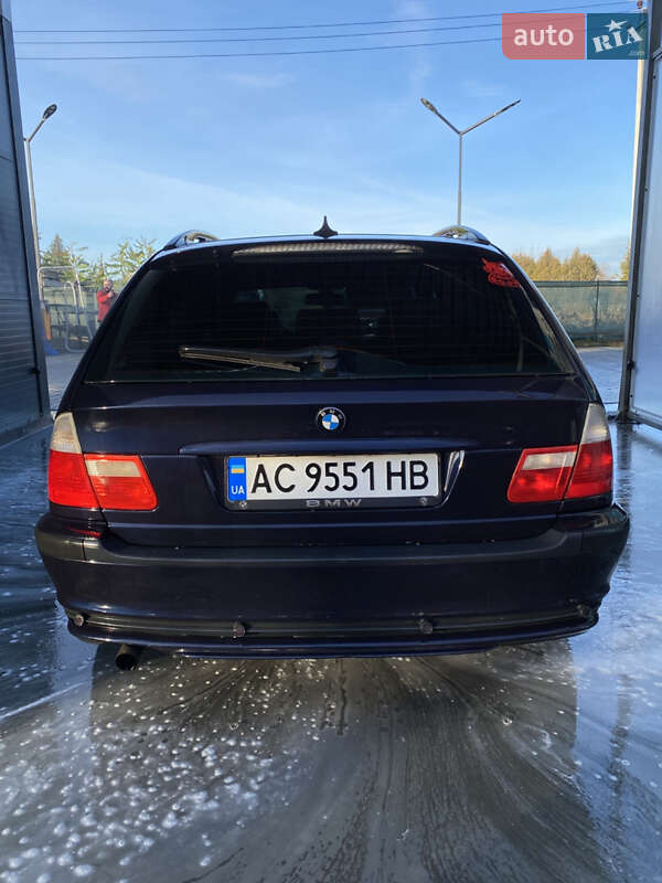 BMW 3 Series 2004