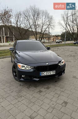 Седан BMW 3 Series 2013 в Новояворівську