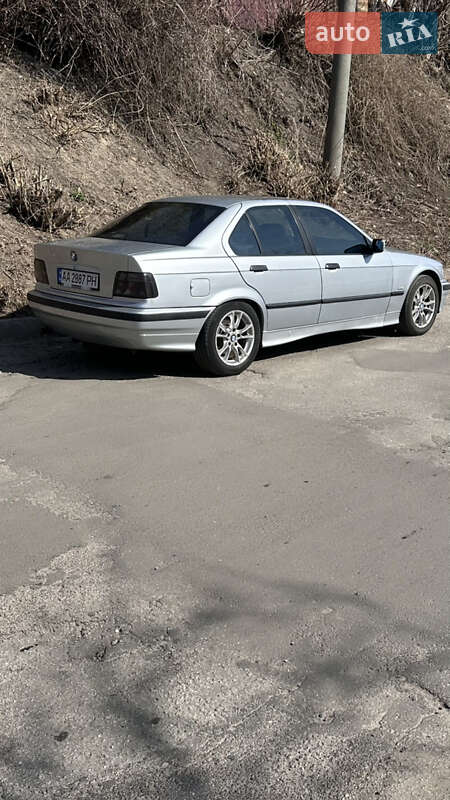 Седан BMW 3 Series 1997 в Сквирі фото 17 Седан BMW 3 Series 1997 в Сквирі