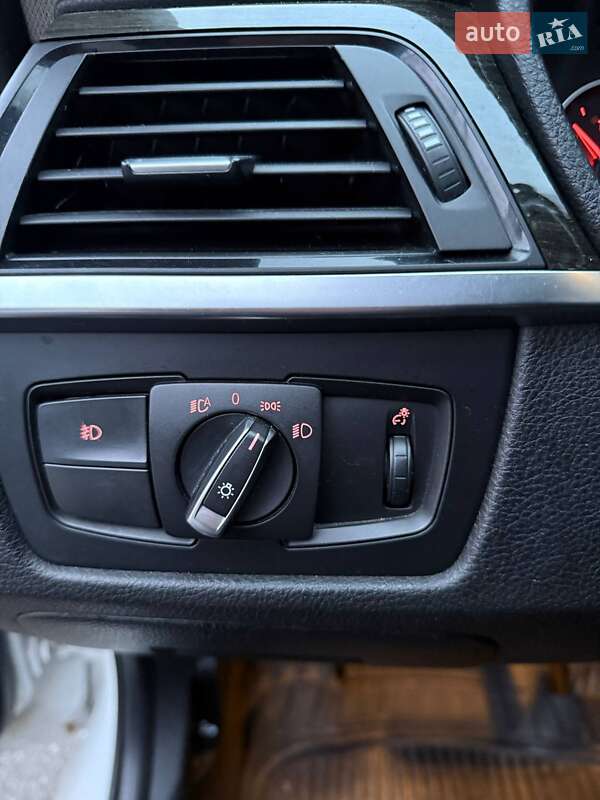 Седан BMW 3 Series 2014 в Києві фото 24 Седан BMW 3 Series 2014 в Києві