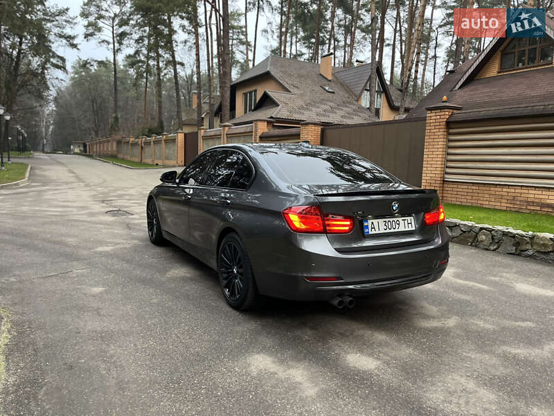 Седан BMW 3 Series 2013 в Чернигове