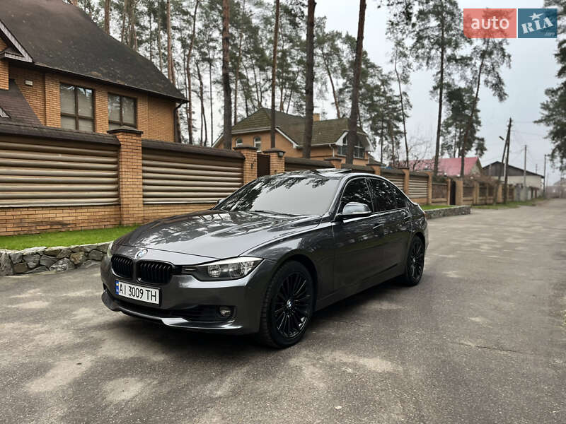 Седан BMW 3 Series 2013 в Чернигове