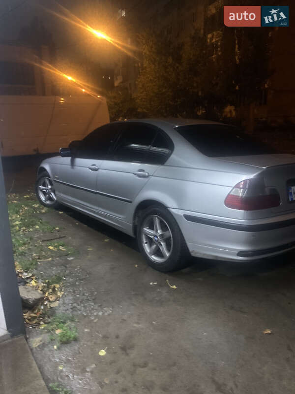 Седан BMW 3 Series 2001 в Киеве
