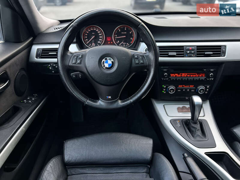 Универсал BMW 3 Series 2008 в Одессе