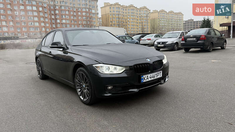 Седан BMW 3 Series 2014 в Києві