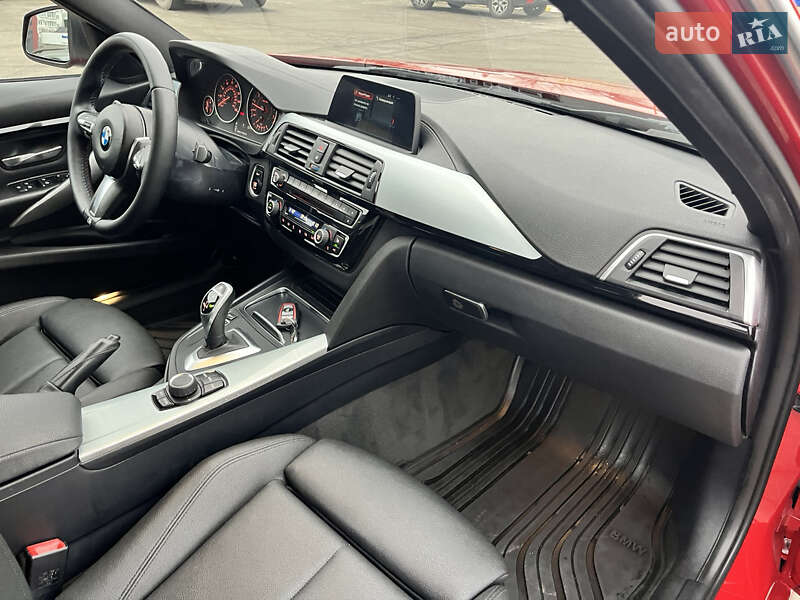 Седан BMW 3 Series 2018 в Києві