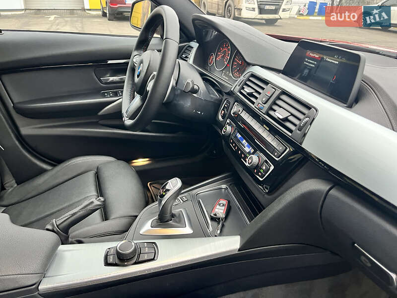 Седан BMW 3 Series 2018 в Києві