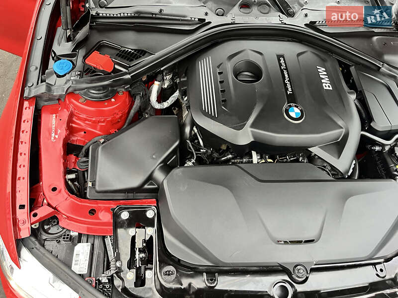 Седан BMW 3 Series 2018 в Києві