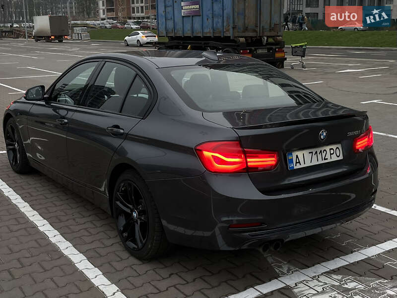 Седан BMW 3 Series 2015 в Києві
