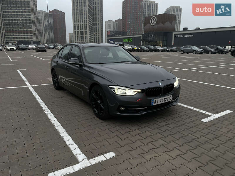Седан BMW 3 Series 2015 в Києві