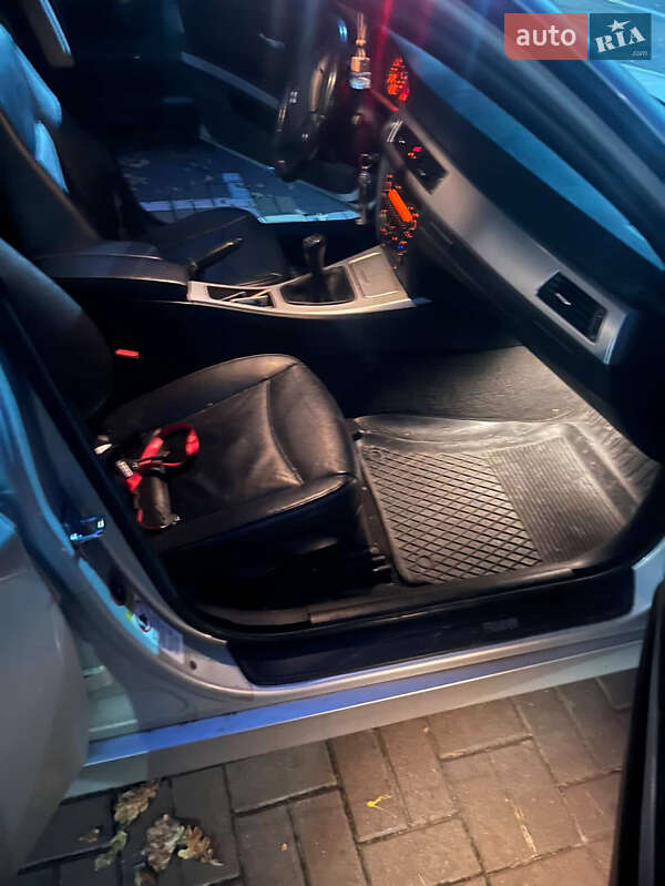 Універсал BMW 3 Series 2005 в Ірпені