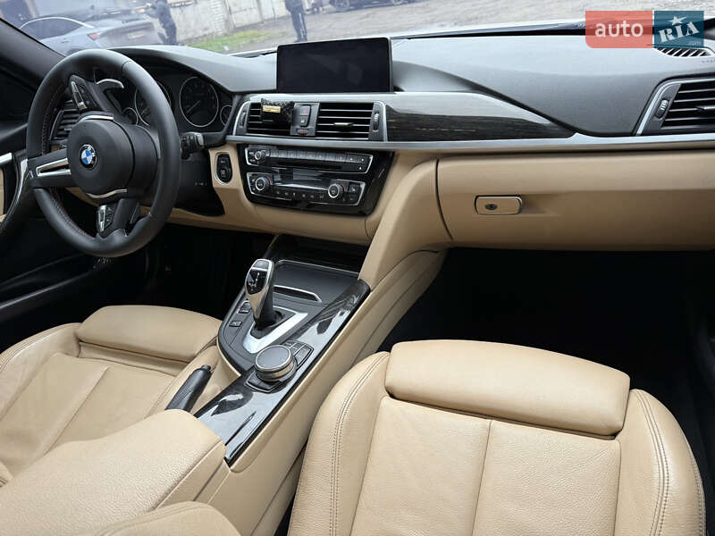 Седан BMW 3 Series 2017 в Кам'янському