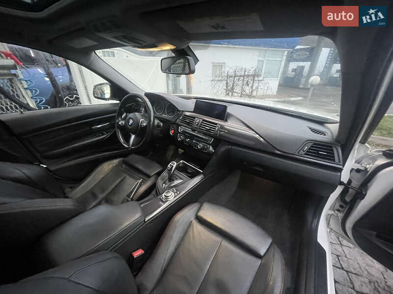 Седан BMW 3 Series 2012 в Хмельницькому