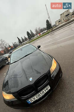 Седан BMW 3 Series 2010 в Валках