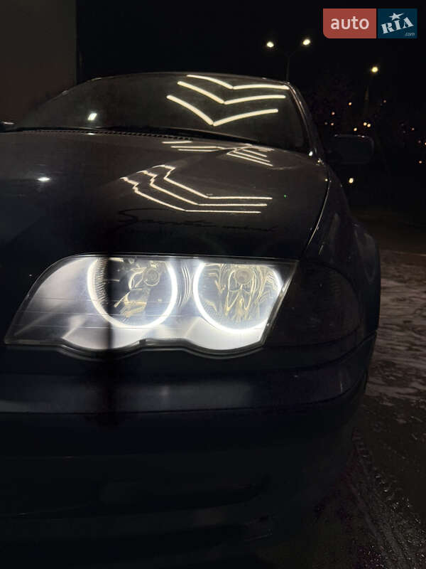 Седан BMW 3 Series 2000 в Черновцах