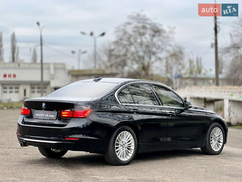 Седан BMW 3 Series 2015 в Николаеве