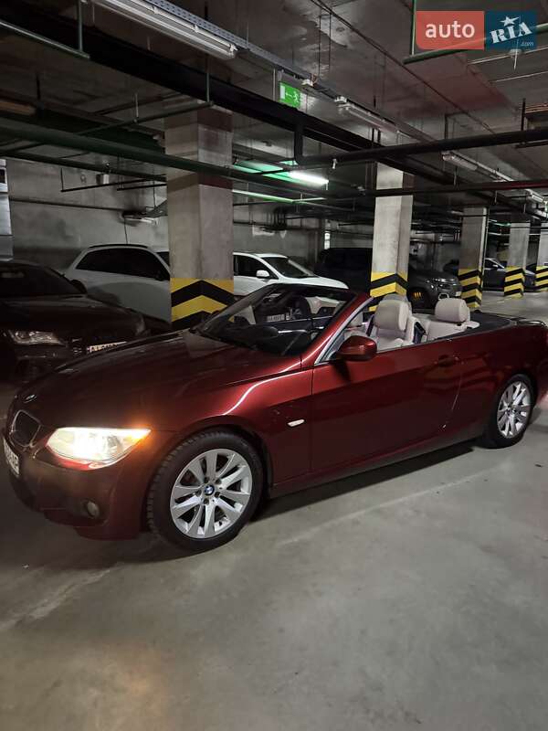 Кабриолет BMW 3 Series 2012 в Киеве фото 4 Кабриолет BMW 3 Series 2012 в Киеве