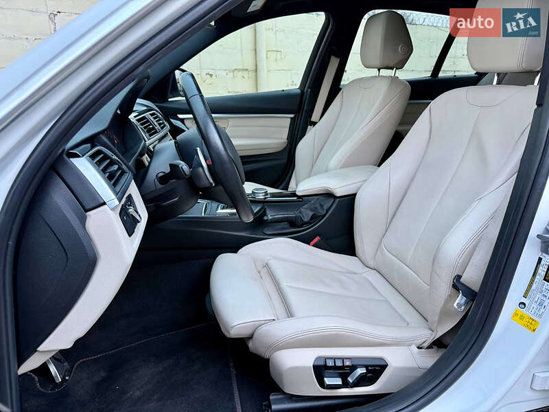 Седан BMW 3 Series 2016 в Днепре