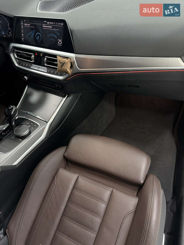 Седан BMW 3 Series 2020 в Одессе