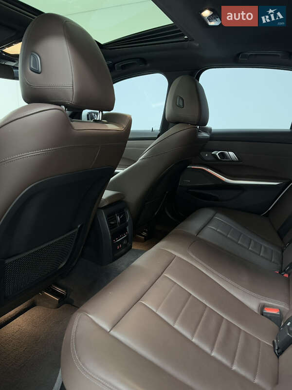 Седан BMW 3 Series 2020 в Одессе