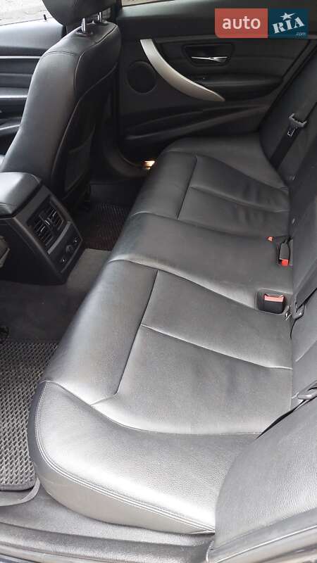 Седан BMW 3 Series 2013 в Тернополі фото 13 Седан BMW 3 Series 2013 в Тернополі