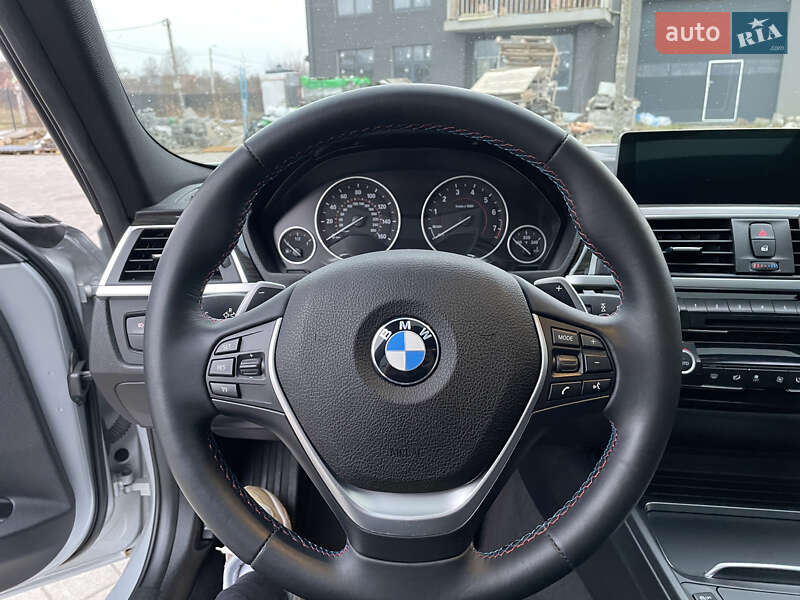 Седан BMW 3 Series 2015 в Львові