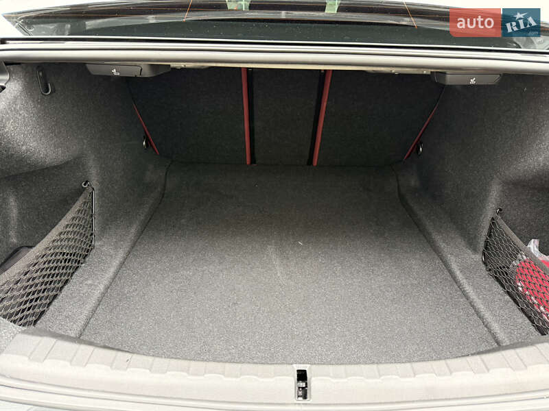 Седан BMW 3 Series 2022 в Харькове