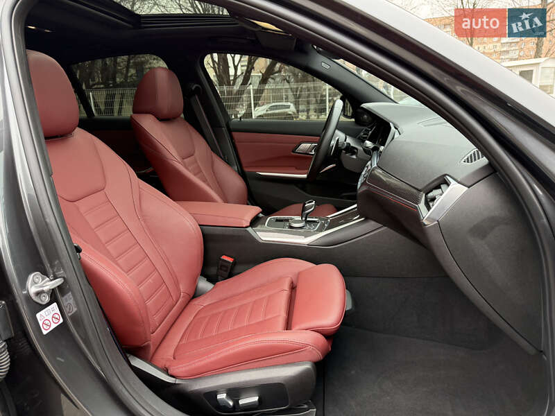 Седан BMW 3 Series 2022 в Харькове