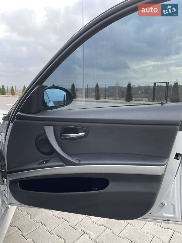 Седан BMW 3 Series 2007 в Виннице