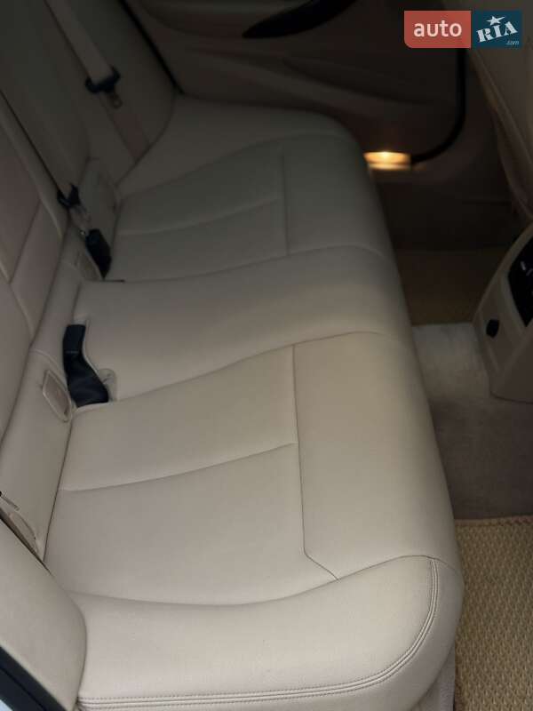 Седан BMW 3 Series 2014 в Івано-Франківську