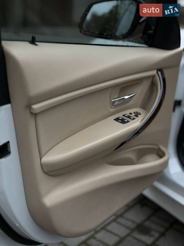 Седан BMW 3 Series 2014 в Івано-Франківську