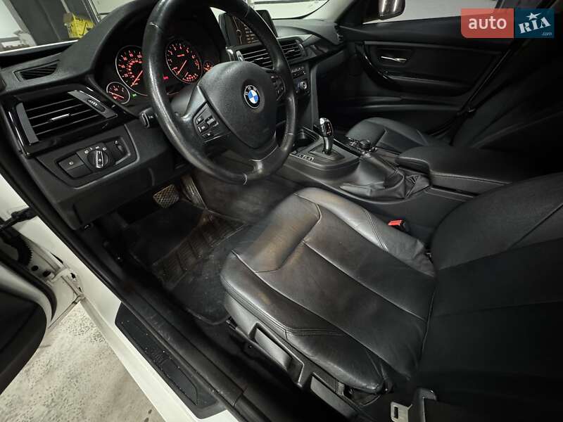 Седан BMW 3 Series 2013 в Ровно фото 11 Седан BMW 3 Series 2013 в Ровно