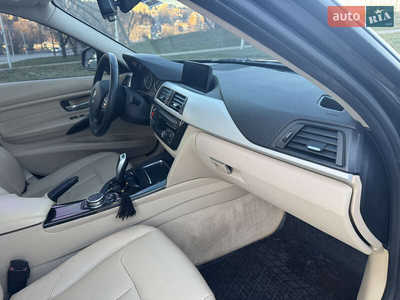 Седан BMW 3 Series 2016 в Виннице фото 22 Седан BMW 3 Series 2016 в Виннице