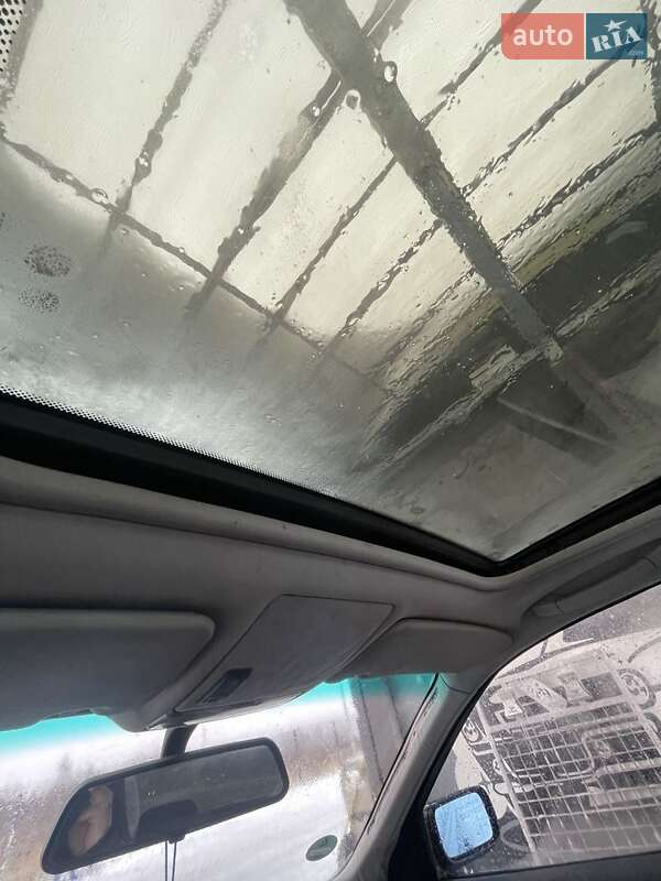 Седан BMW 3 Series 2002 в Львові фото 7 Седан BMW 3 Series 2002 в Львові