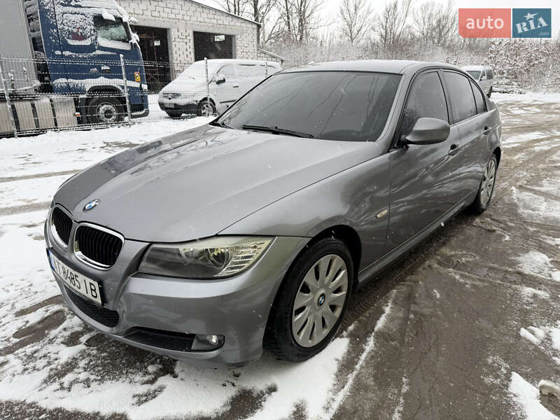 Седан BMW 3 Series 2009 в Івано-Франківську