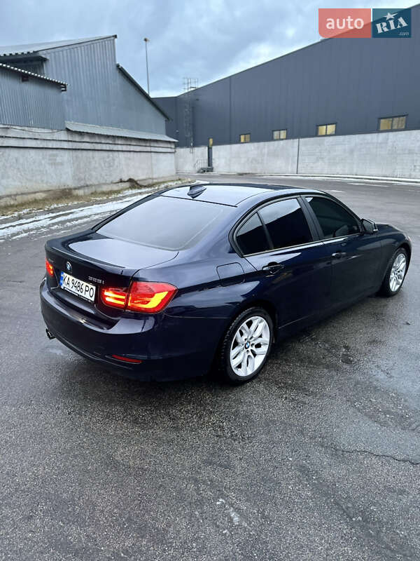 Седан BMW 3 Series 2012 в Киеве