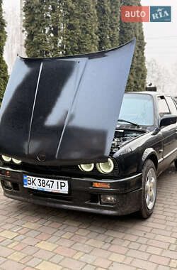 Седан BMW 3 Series 1983 в Вараші